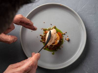 Quenelle de glace avec turbine à glace